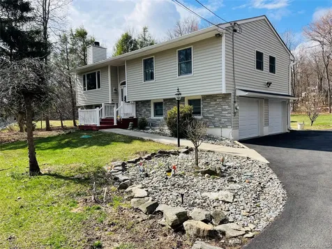 226 White Pond Road Stormville NY 12582