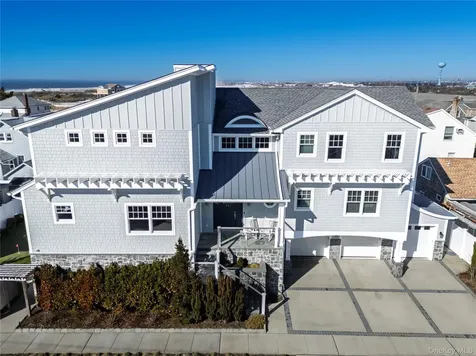 117 Baldwin Avenue Point Lookout NY 11569