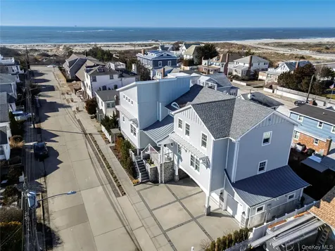 117 Baldwin Avenue Point Lookout NY 11569