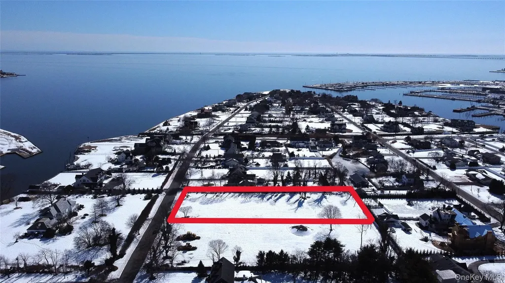 100A Awixa Avenue Bay Shore NY 11706