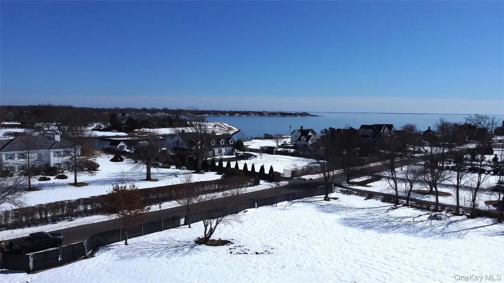 100A Awixa Avenue Bay Shore NY 11706