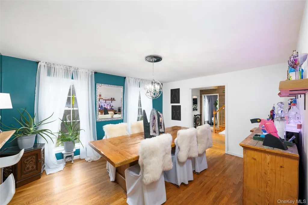 37 Sheryl Lane Mahopac NY 10541