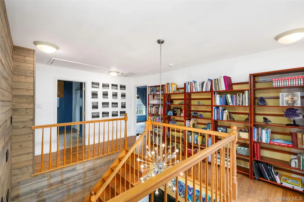 37 Sheryl Lane Mahopac NY 10541