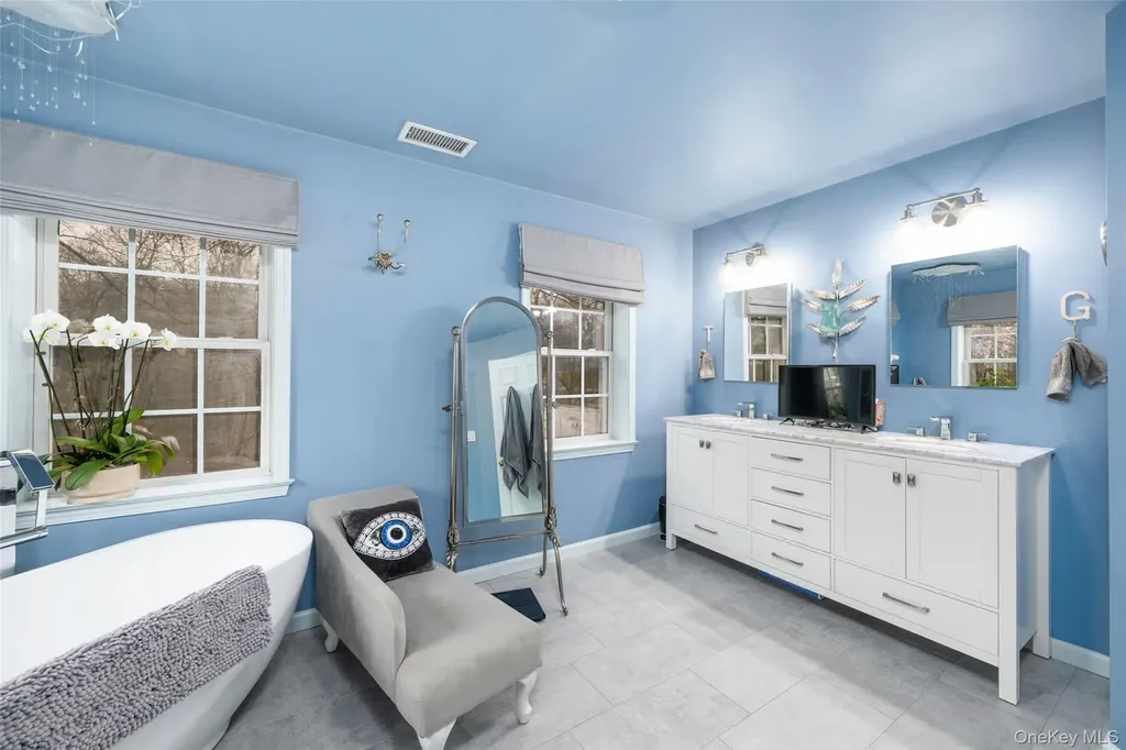37 Sheryl Lane Mahopac NY 10541