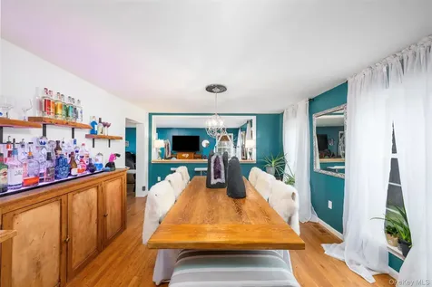 37 Sheryl Lane Mahopac NY 10541