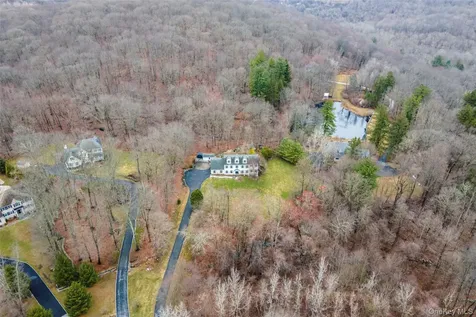 37 Sheryl Lane Mahopac NY 10541