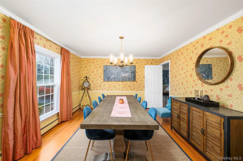 44 Thornwood Drive Poughkeepsie NY 12603
