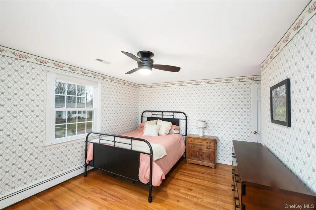 44 Thornwood Drive Poughkeepsie NY 12603