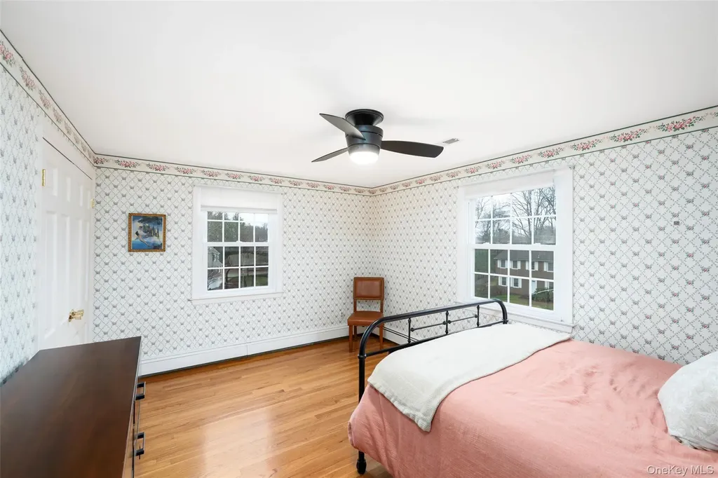 44 Thornwood Drive Poughkeepsie NY 12603