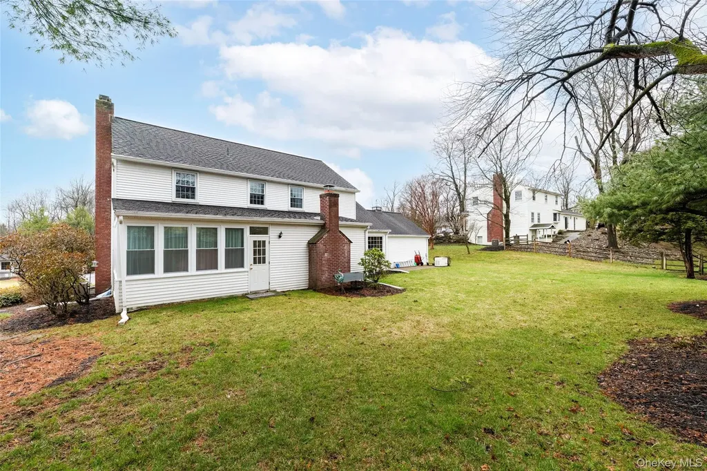 44 Thornwood Drive Poughkeepsie NY 12603
