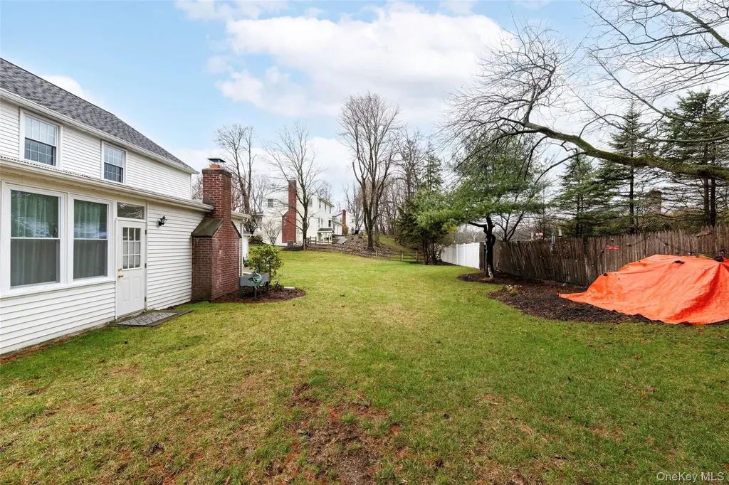 44 Thornwood Drive Poughkeepsie NY 12603