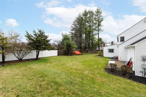44 Thornwood Drive Poughkeepsie NY 12603