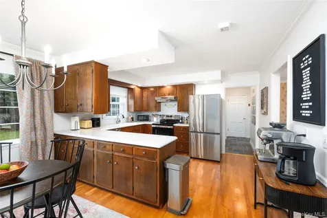 44 Thornwood Drive Poughkeepsie NY 12603