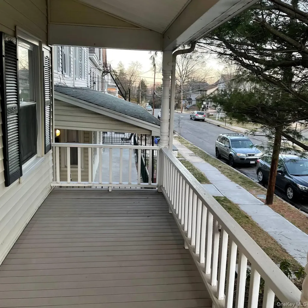 86 Brookside Avenue Nyack NY 10960