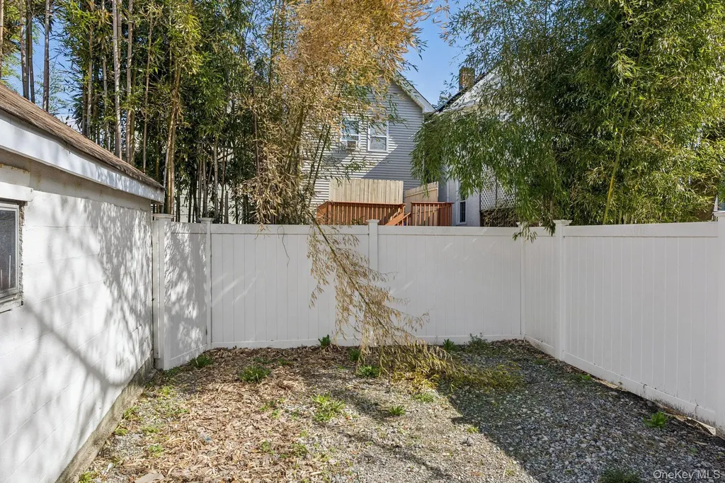 86 Brookside Avenue Nyack NY 10960