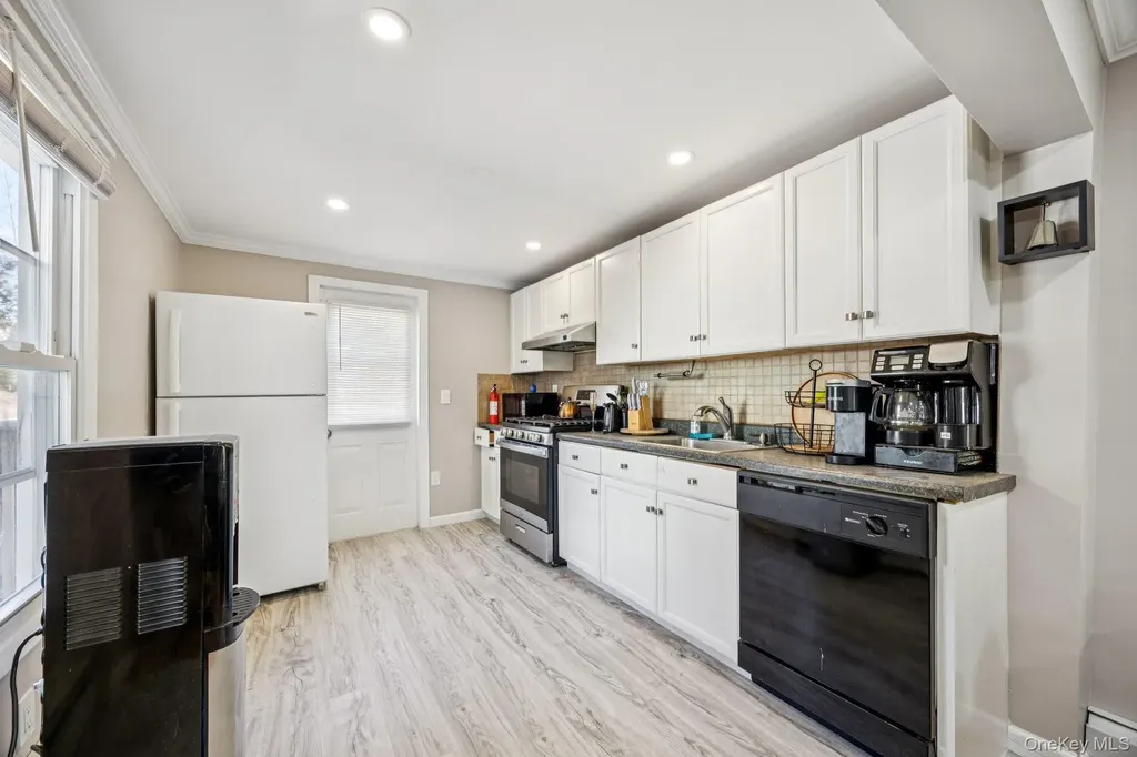 86 Brookside Avenue Nyack NY 10960