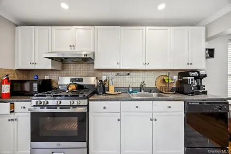 86 Brookside Avenue Nyack NY 10960