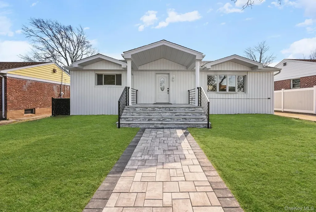 2243 Leighton Road Elmont NY 11003