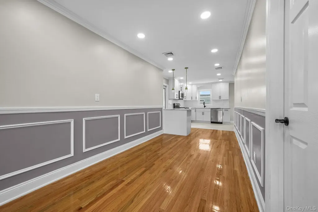2243 Leighton Road Elmont NY 11003