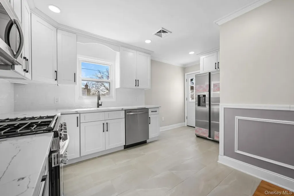 2243 Leighton Road Elmont NY 11003