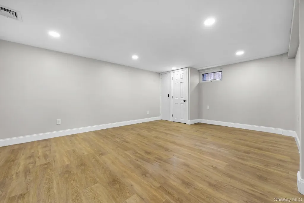 2243 Leighton Road Elmont NY 11003