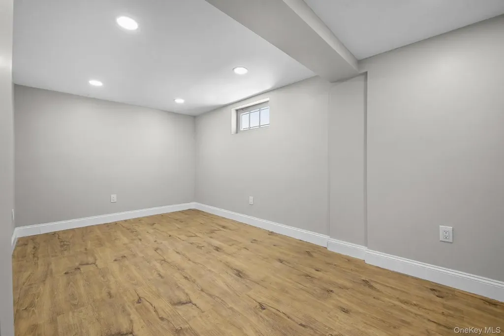 2243 Leighton Road Elmont NY 11003