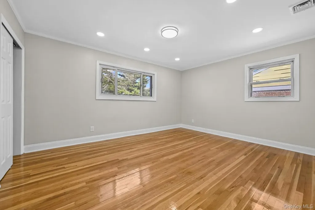 2243 Leighton Road Elmont NY 11003