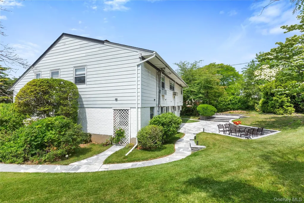 57 Merry Lane Jericho NY 11753