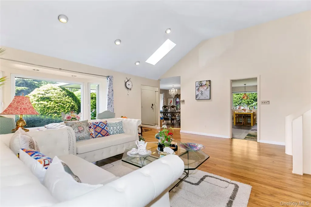 57 Merry Lane Jericho NY 11753