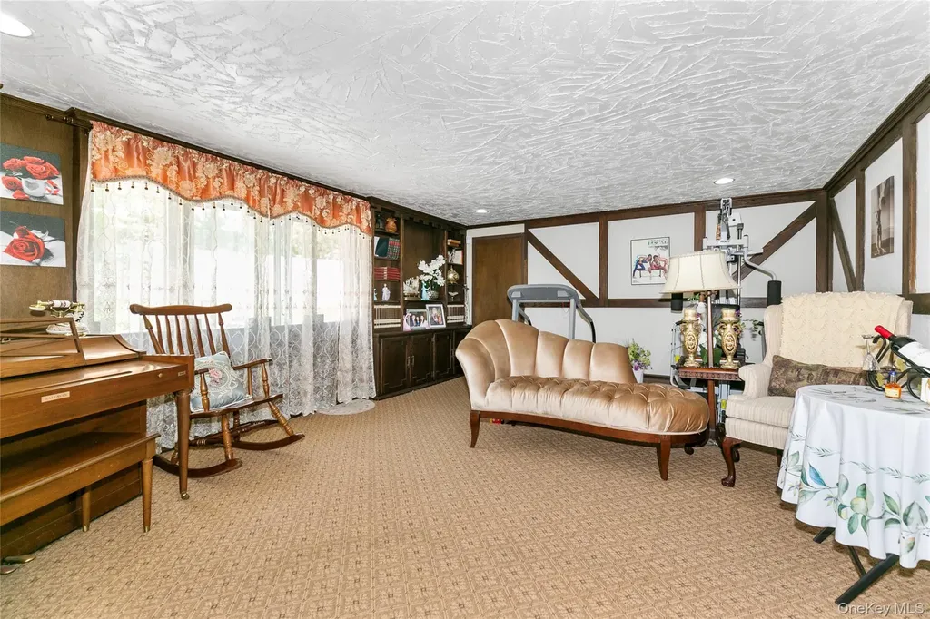 57 Merry Lane Jericho NY 11753