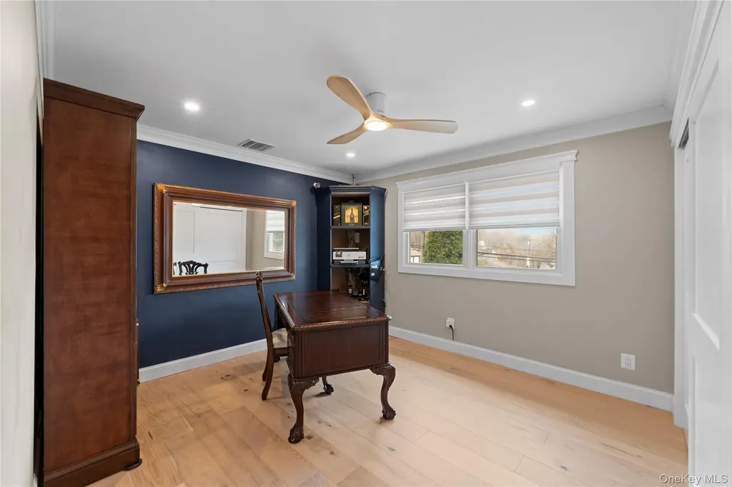 29 Dyke Road Setauket NY 11733