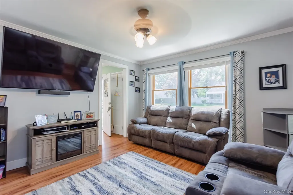 77 N Summit Avenue Patchogue NY 11772