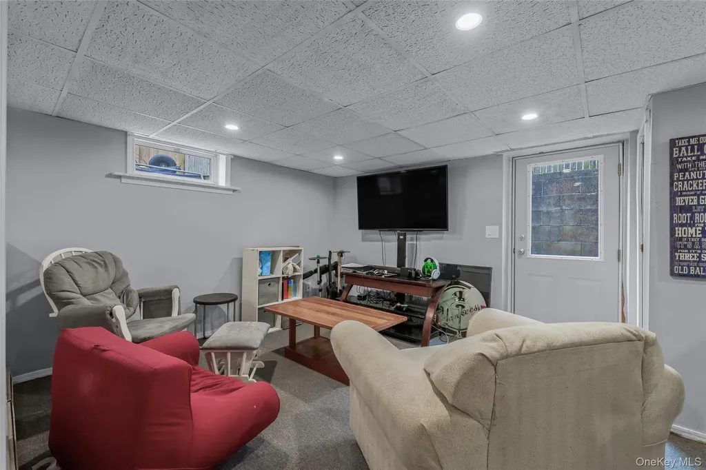 77 N Summit Avenue Patchogue NY 11772