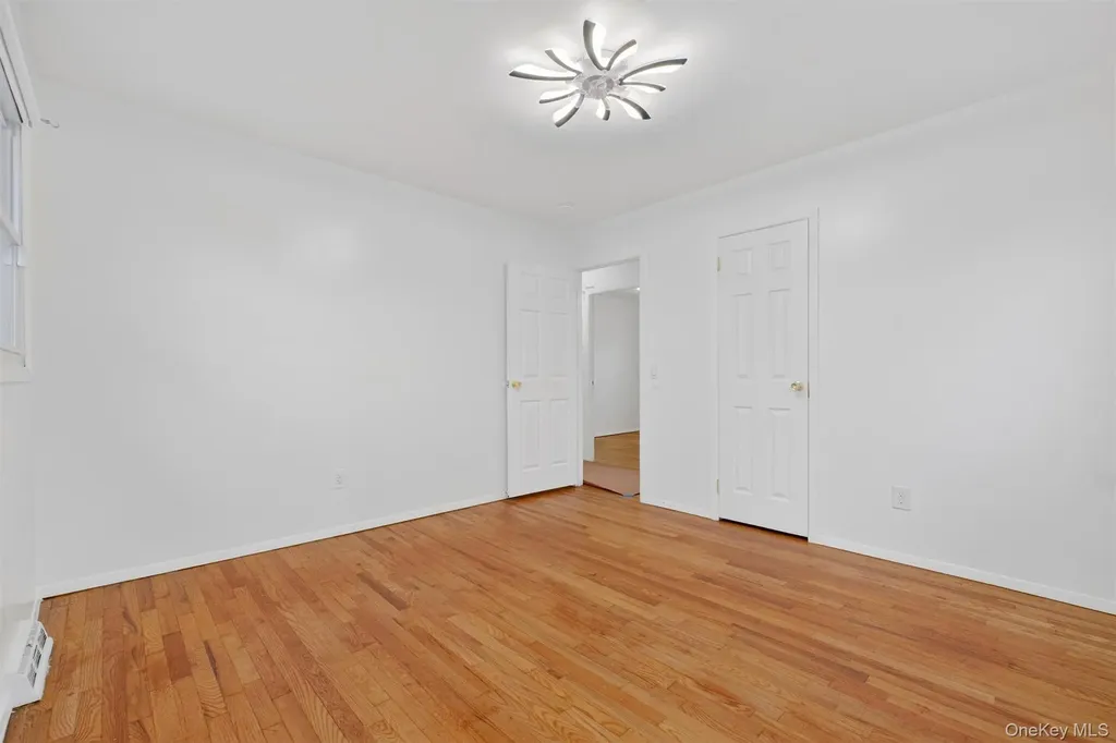 18 Cardinal Drive Poughkeepsie NY 12601