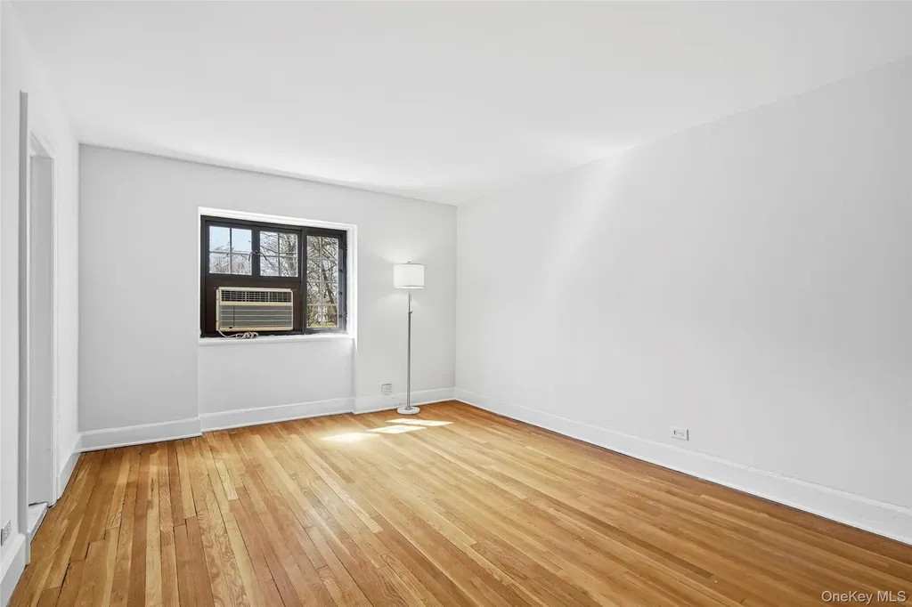 6 Davis Avenue Rye NY 10580
