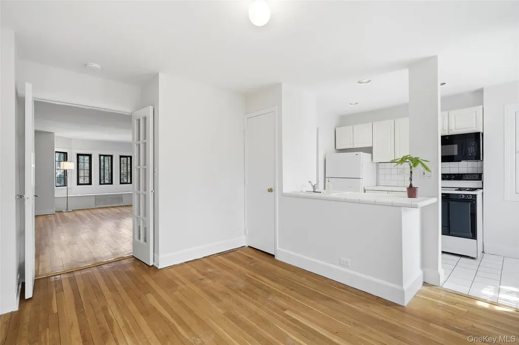 6 Davis Avenue Rye NY 10580