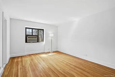 6 Davis Avenue Rye NY 10580