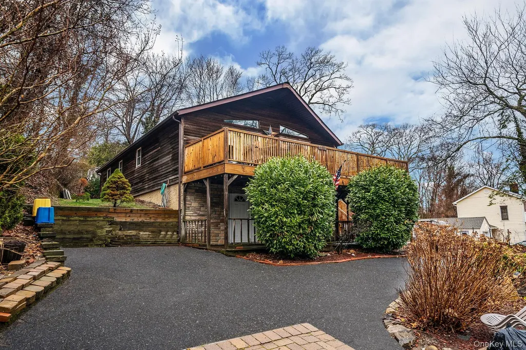 111 Friendship Drive Rocky Point NY 11778