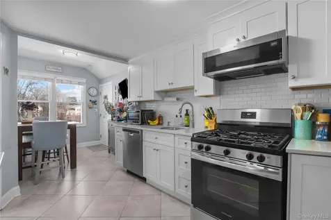 638-640 Halstead Avenue Mamaroneck NY 10543
