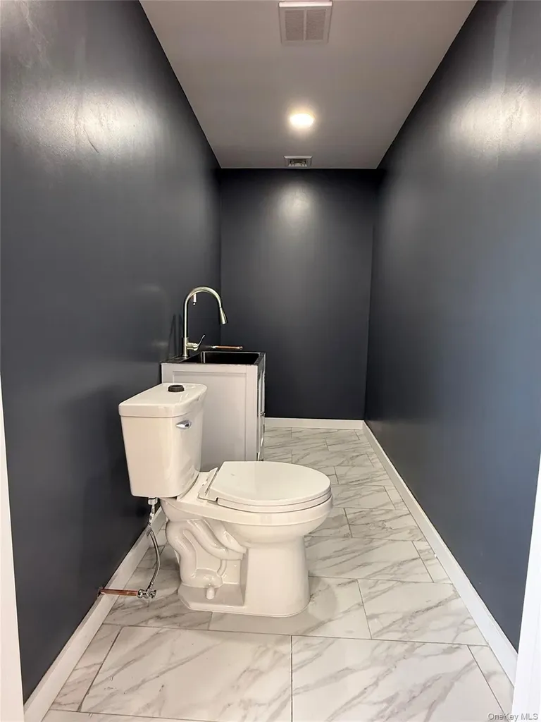 134-02 33rd Avenue Flushing NY 11354