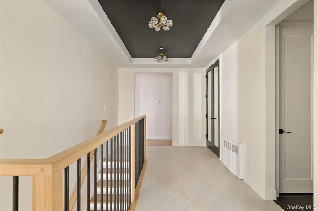 9 Valley Way Spring Valley NY 10977