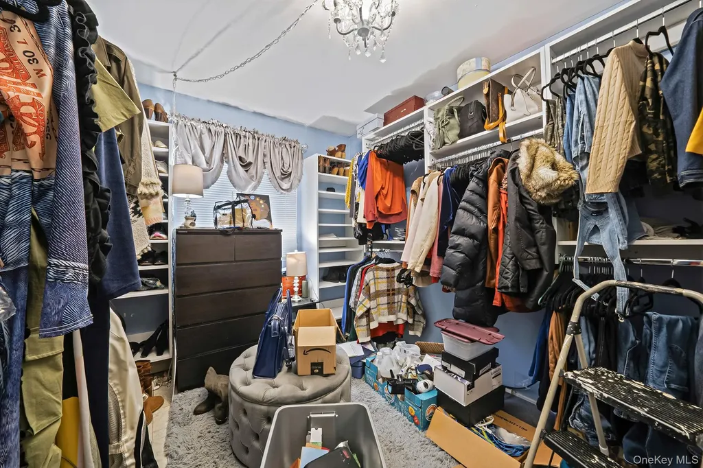 15 Carr Lane Medford NY 11763