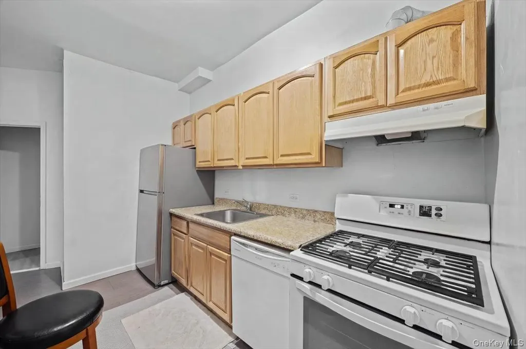 94 Elliott Avenue Yonkers NY 10705