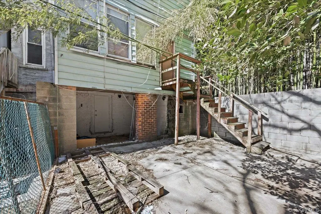 94 Elliott Avenue Yonkers NY 10705