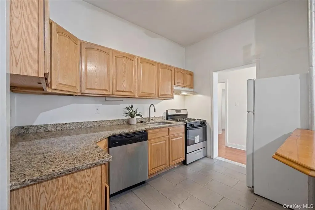 94 Elliott Avenue Yonkers NY 10705