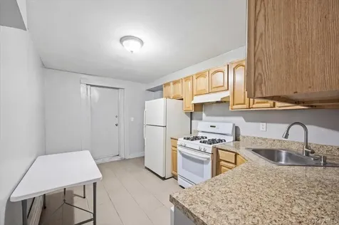 94 Elliott Avenue Yonkers NY 10705