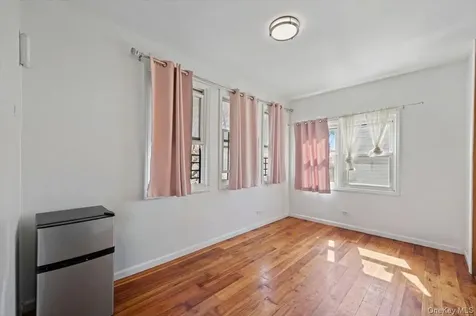 94 Elliott Avenue Yonkers NY 10705