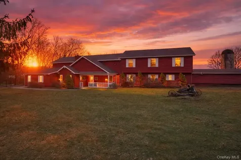 180 Hardenburgh Road Pine Bush NY 12566