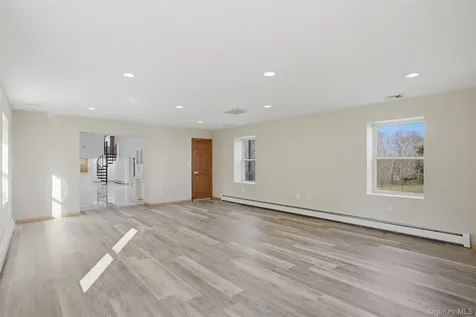 180 Hardenburgh Road Pine Bush NY 12566