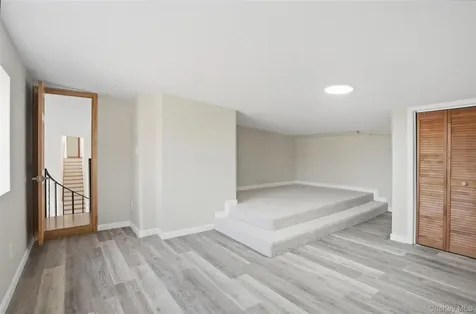 180 Hardenburgh Road Pine Bush NY 12566